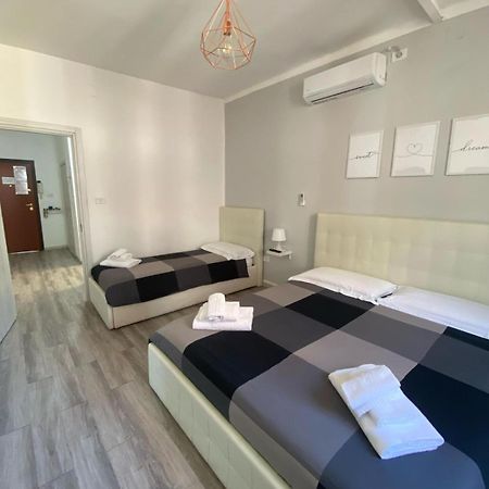 Newhouse 336 Apartment Бари Екстериор снимка